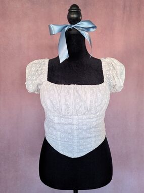 Shop Neighbor White Eyelet Peasant Top | Size L